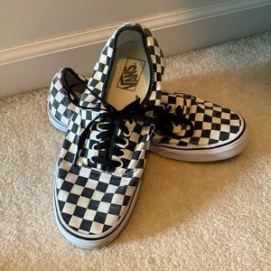 Sz 9.5 - Black/White Checkered Vans